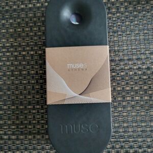 Muse S Athena - Carbon
